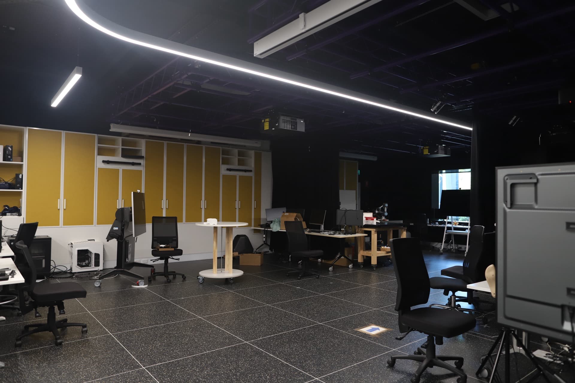 Embodied Visualisation Lab
